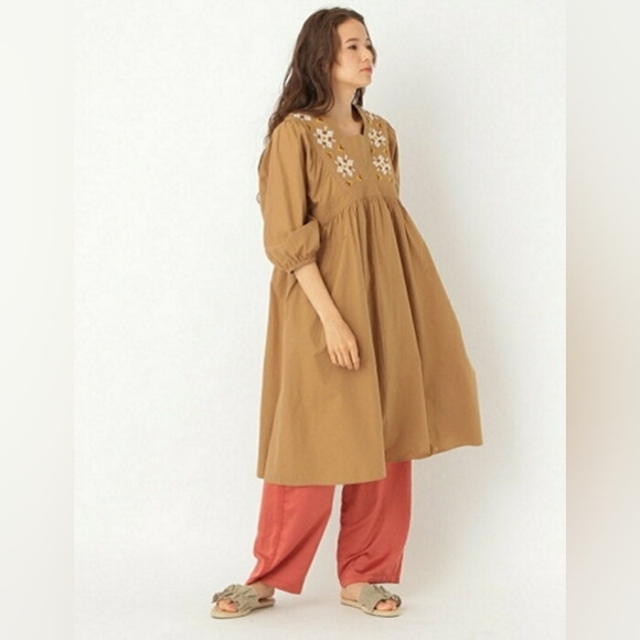 Embroidered Tunic Dress - Picture 2 of 13